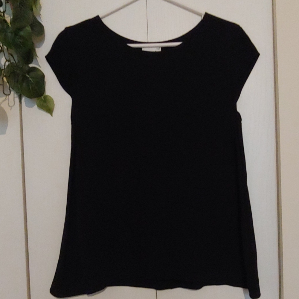 Wilfred Black lined top